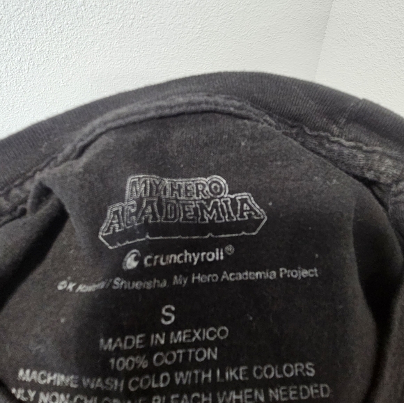 My Hero Academia men's small graphic t-shirt - Picture 5 of 5